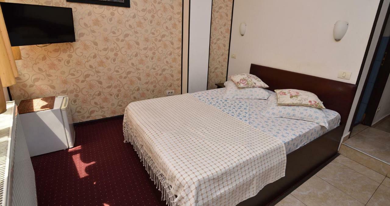 Hotel Taco 부쿠레슈티 외부 사진